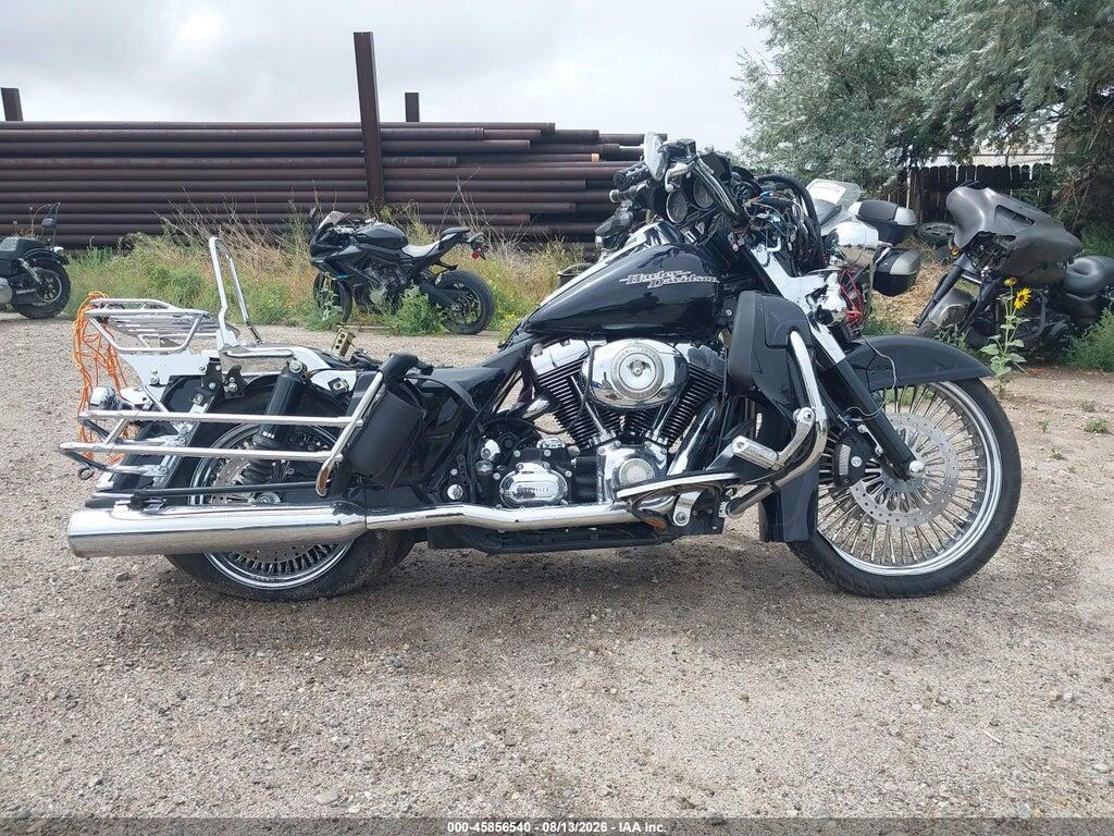 1HD1FC4168Y688976 2008 HARLEY-DAVIDSON FLHTCUI photo no. 12
