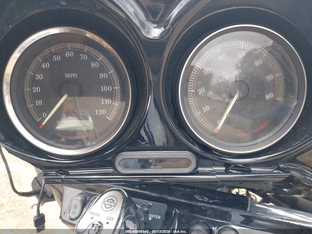 1HD1FC4168Y688976 2008 HARLEY-DAVIDSON FLHTCUI photo no. 7
