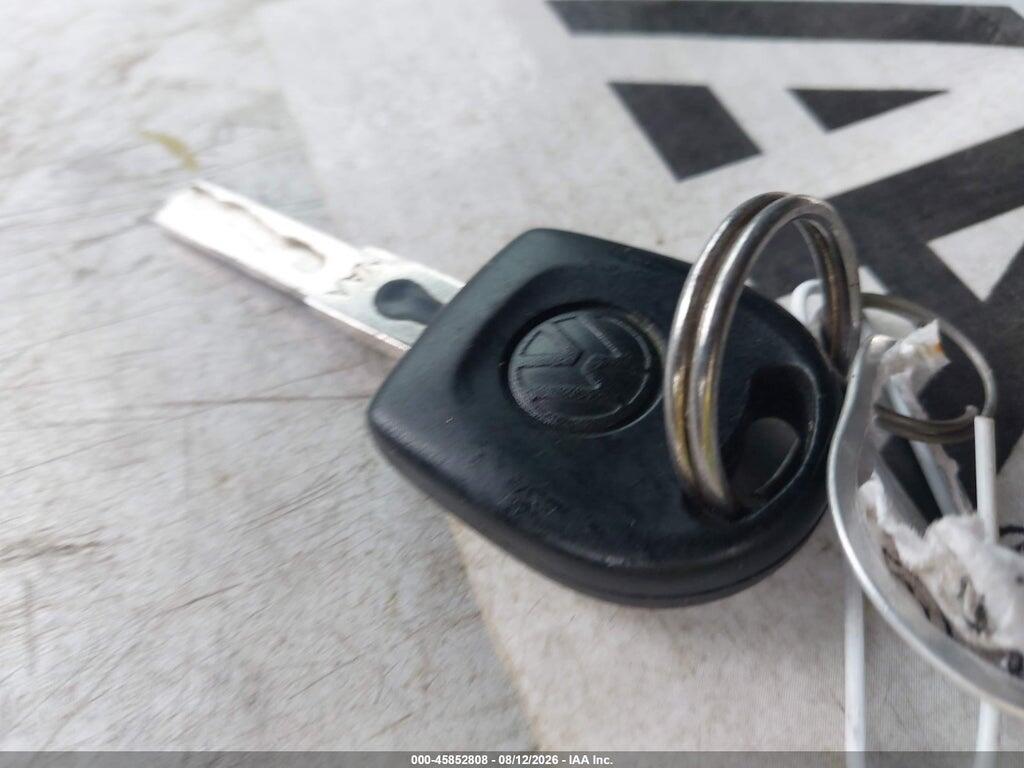 3VWRF31Y88M409400 2008 VOLKSWAGEN NEW BEETLE photo no. 11
