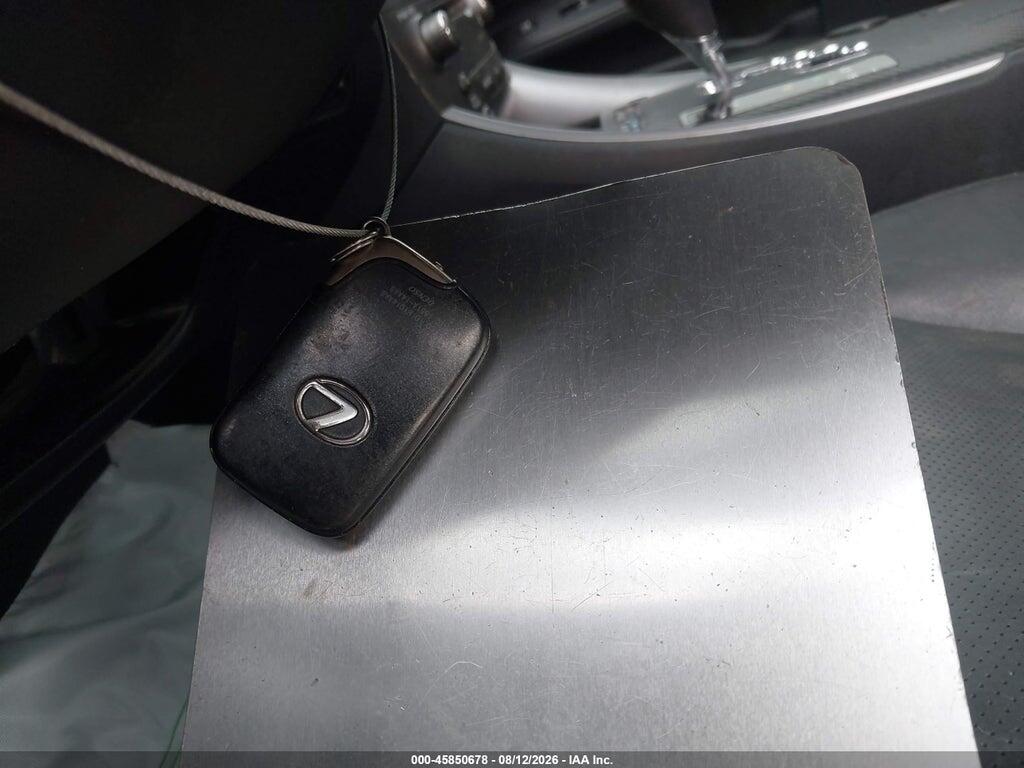 JTHCK262885017833 2008 LEXUS IS 250 photo no. 11
