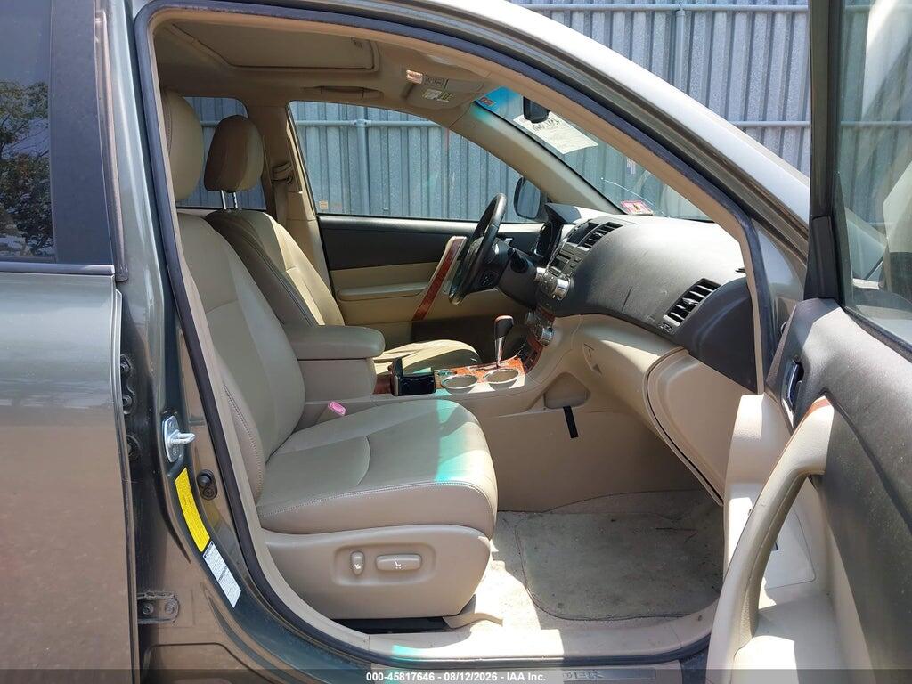 JTEES42A682102220 2008 TOYOTA HIGHLANDER photo no. 5