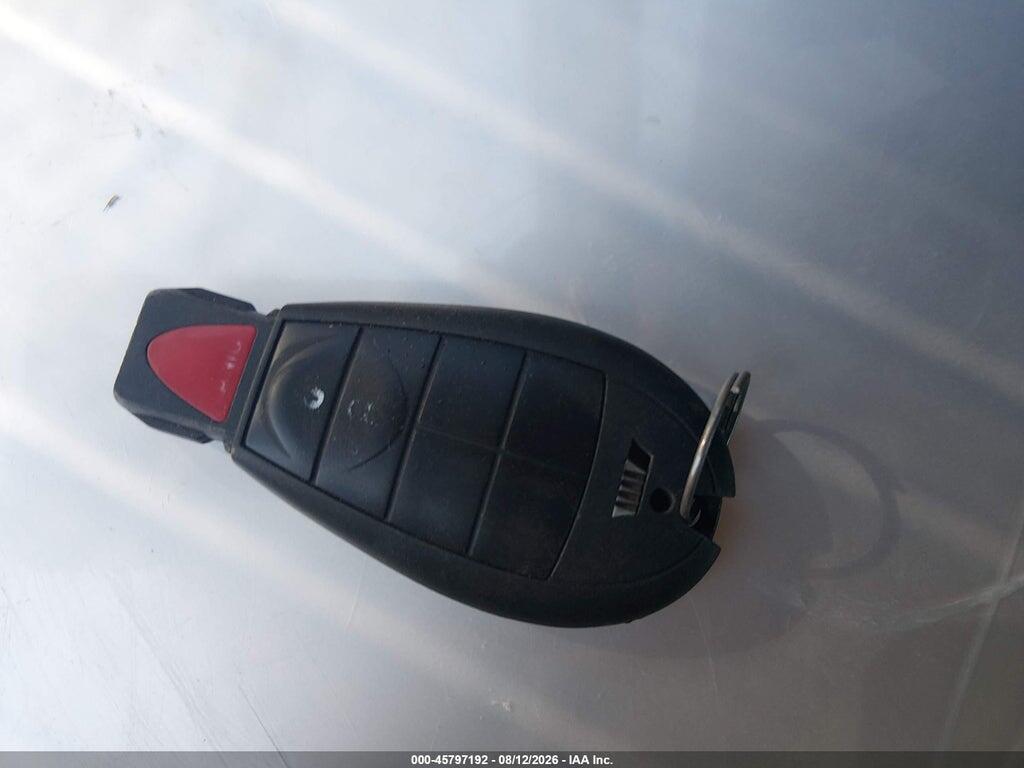 2C3KA73W78H211691 2008 CHRYSLER 300C photo no. 11