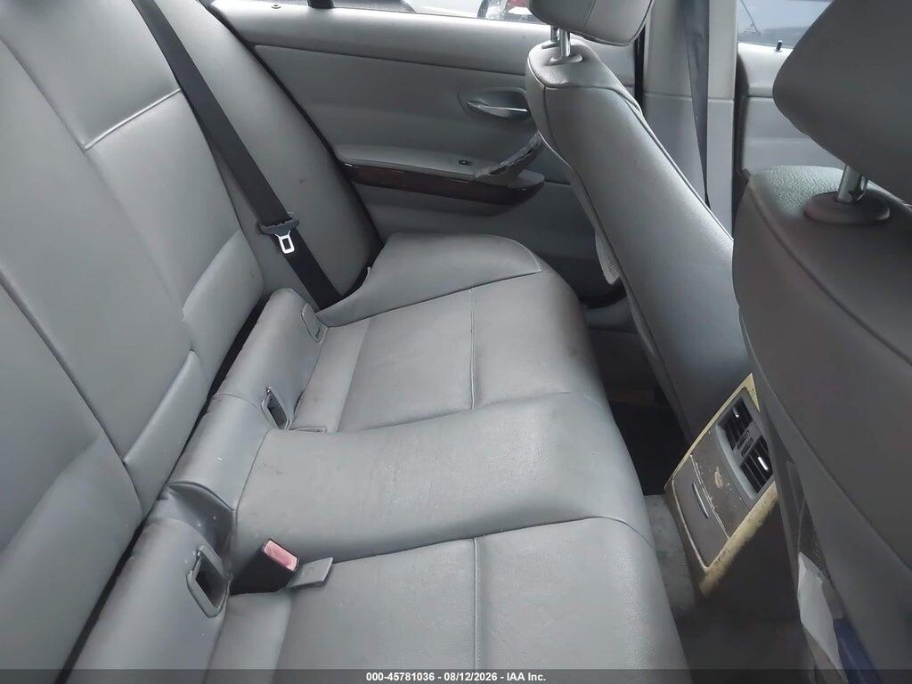 WBAVA37508NL18153 2008 BMW 328I photo no. 8