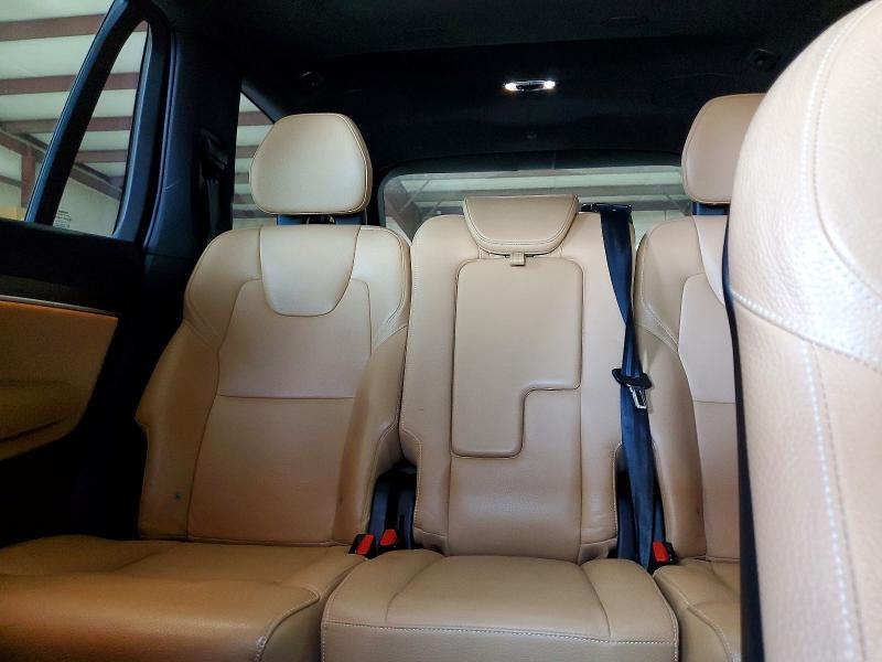 2016 VOLVO XC90 T6 — Фото 10 из 13