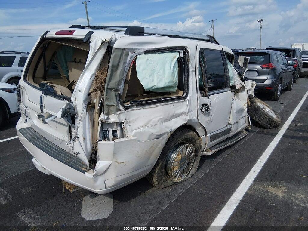 5LMFU28589EJ01080 2009 LINCOLN NAVIGATOR photo no. 4