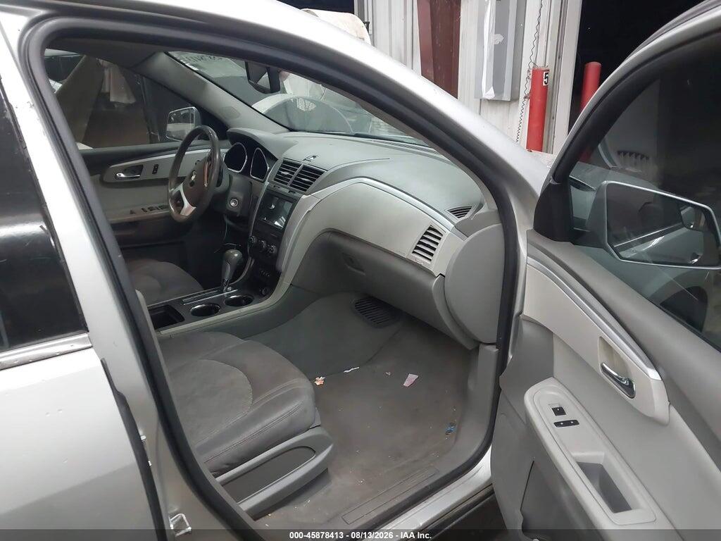 1GNLRFED9AJ258344 2010 CHEVROLET TRAVERSE photo no. 5