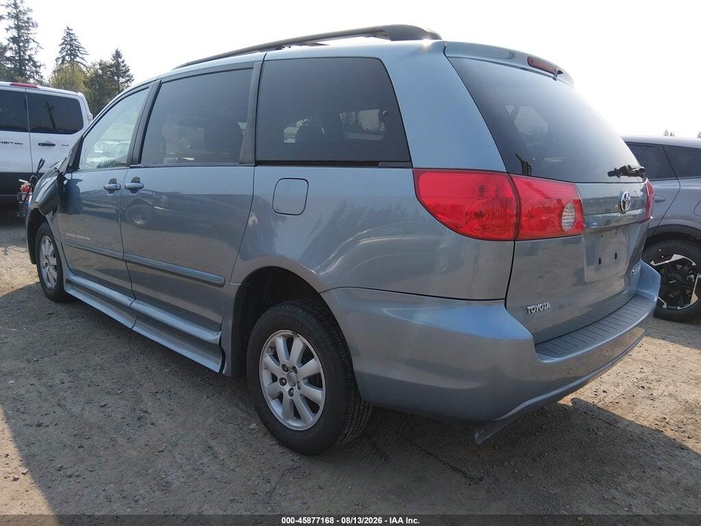 5TDKK4CC2AS327336 2010 TOYOTA SIENNA photo no. 3