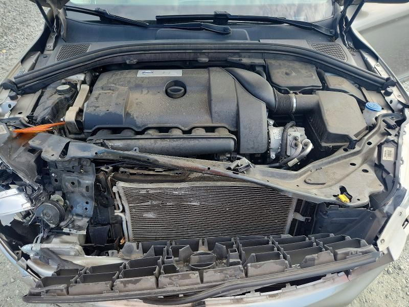 2016 VOLVO XC60 T6 PREMIER — Фото 11 из 12