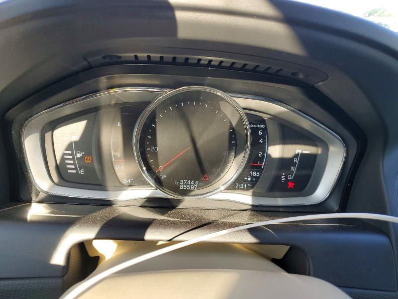 2016 VOLVO XC60 T6 PREMIER — Фото 9 из 12