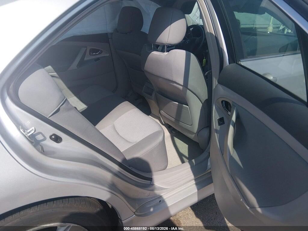 4T1BF3EK1AU030567 2010 TOYOTA CAMRY photo no. 8