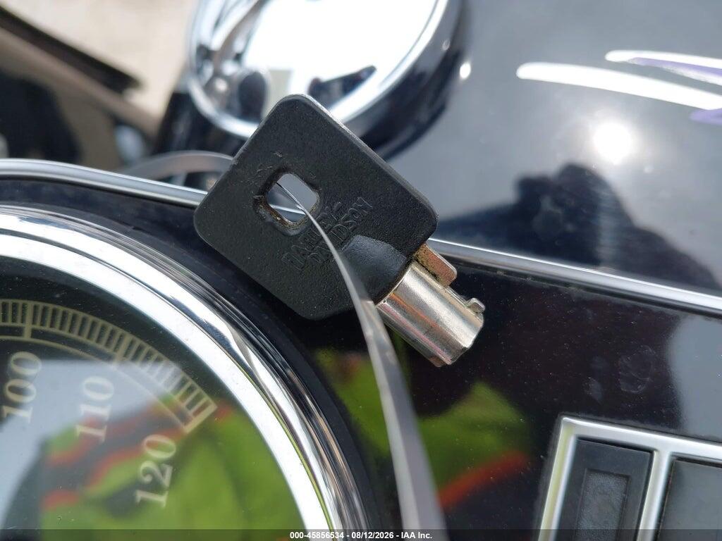 1HD1JN510AB046352 2010 HARLEY-DAVIDSON FLSTFB photo no. 11