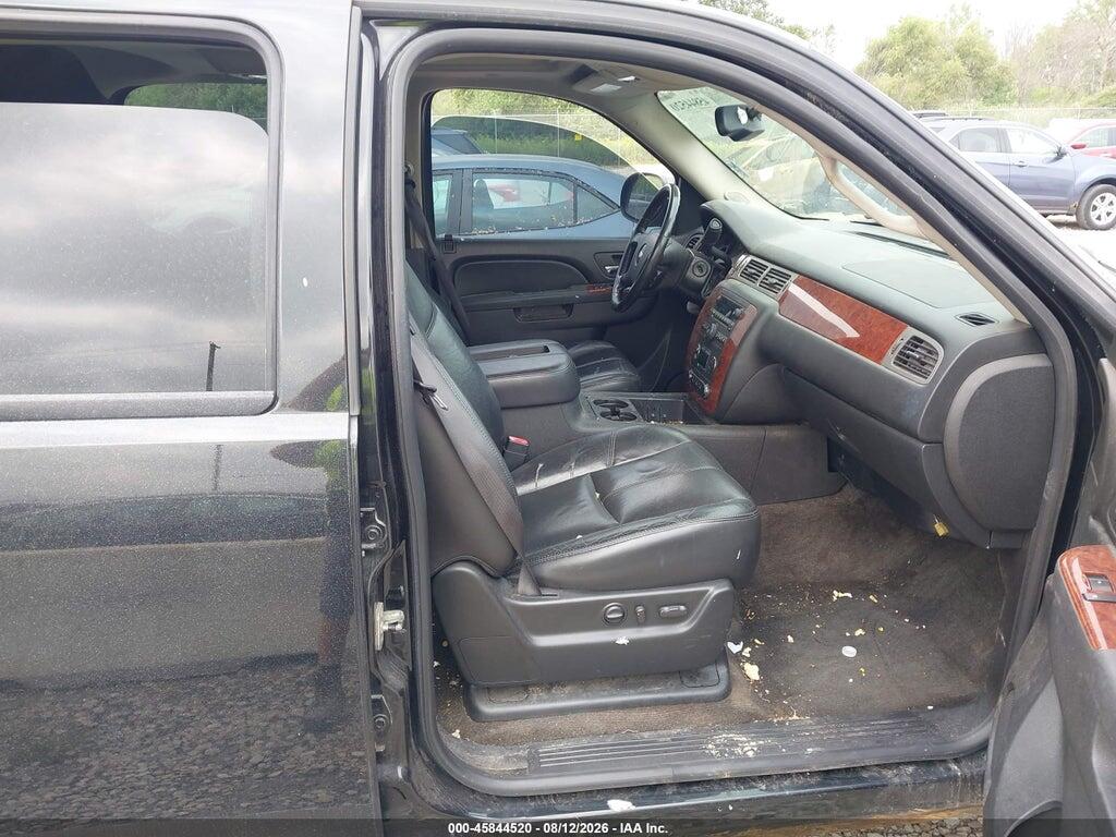3GNVKFE03AG232379 2010 CHEVROLET AVALANCHE 1500 photo no. 5