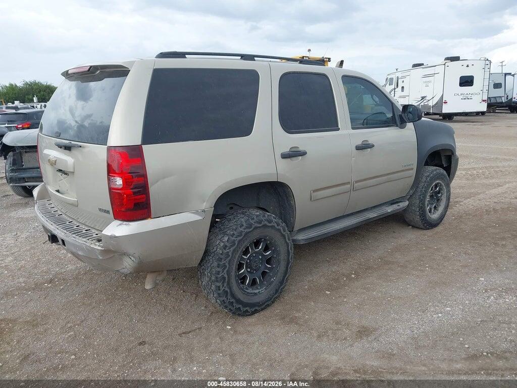 1GNUKAE01AR243959 2010 CHEVROLET TAHOE photo no. 4