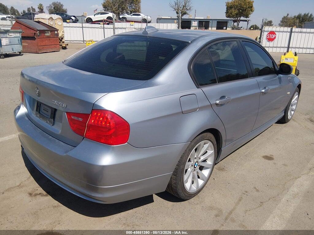 WBAPH5C58BA441073 2011 BMW 328I photo no. 4