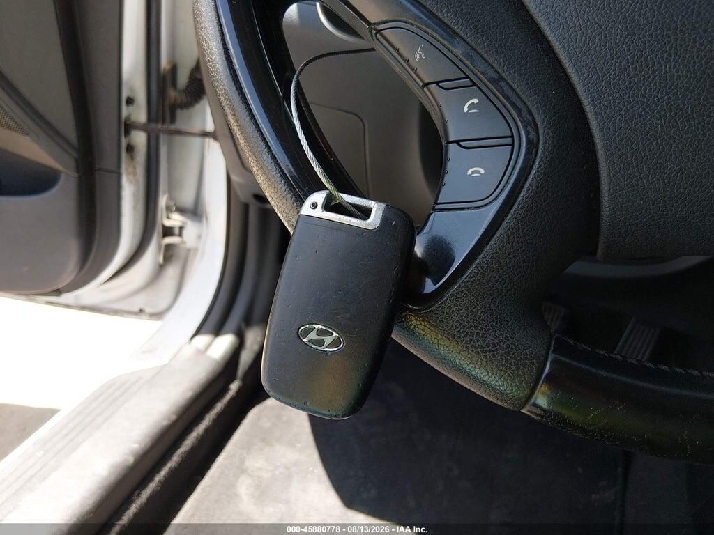 5NPEC4AB6BH192096 2011 HYUNDAI SONATA photo no. 11
