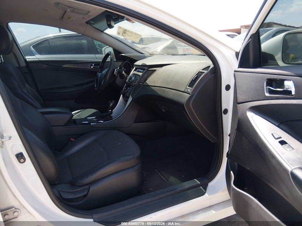 5NPEC4AB6BH192096 2011 HYUNDAI SONATA photo no. 5