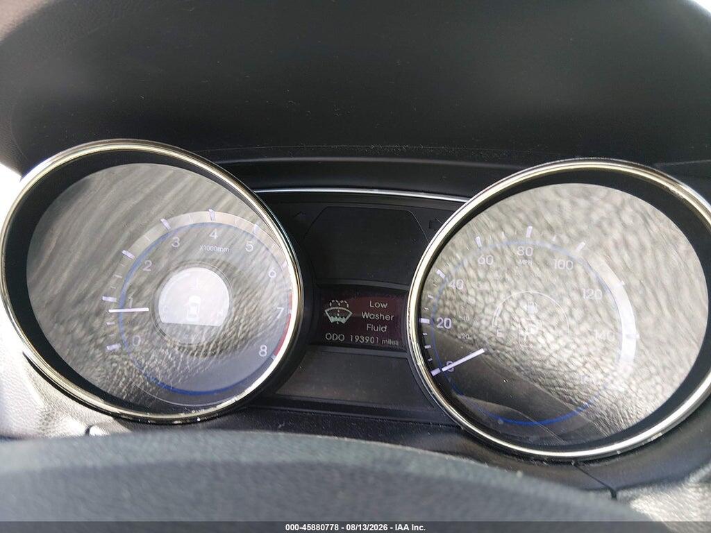 5NPEC4AB6BH192096 2011 HYUNDAI SONATA photo no. 7
