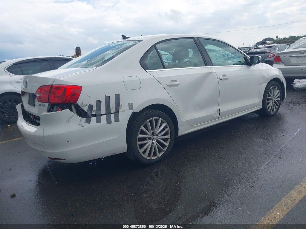 3VWLZ7AJ3BM371640 2011 VOLKSWAGEN JETTA photo no. 4