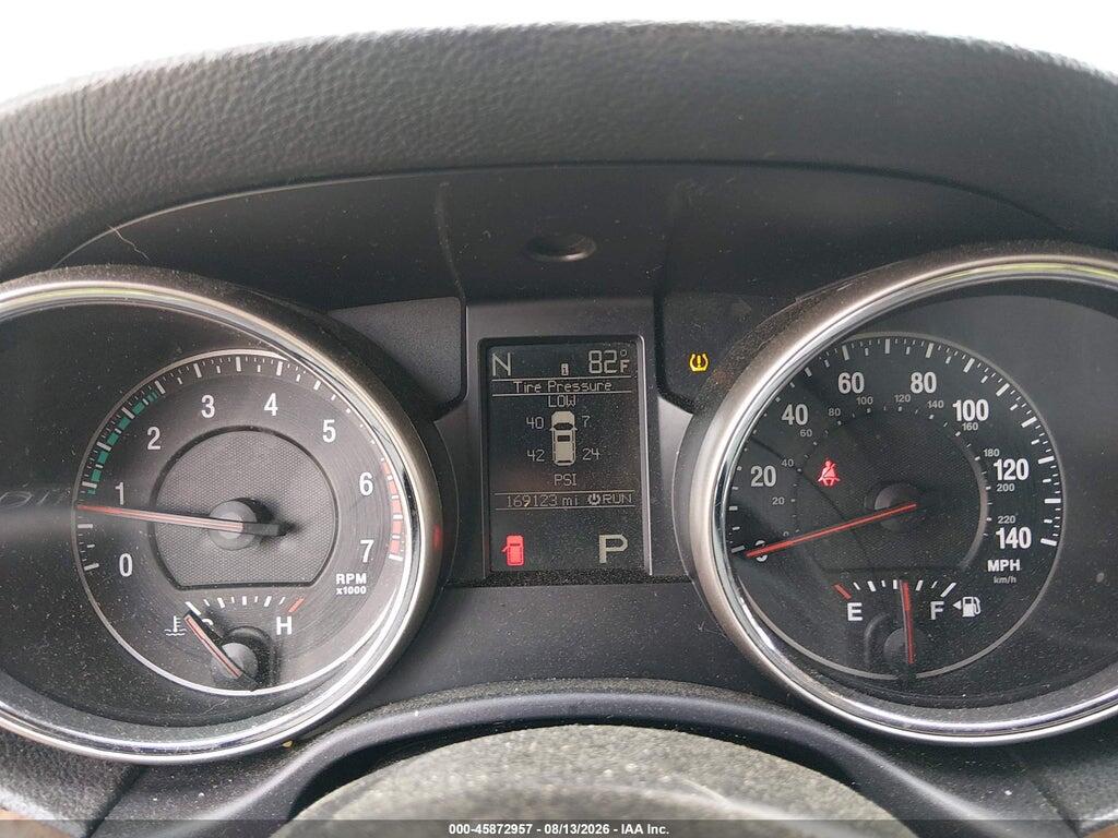 1J4RR5GT9BC552019 2011 JEEP GRAND CHEROKEE photo no. 7