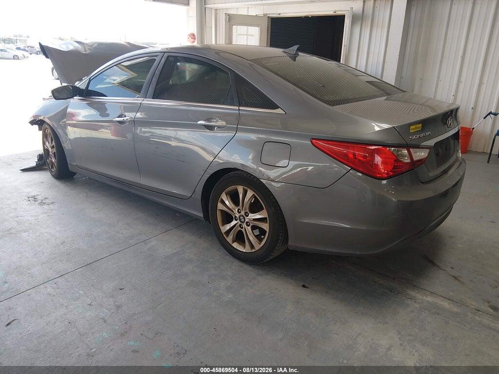 5NPEC4AC3BH065086 2011 HYUNDAI SONATA photo no. 3