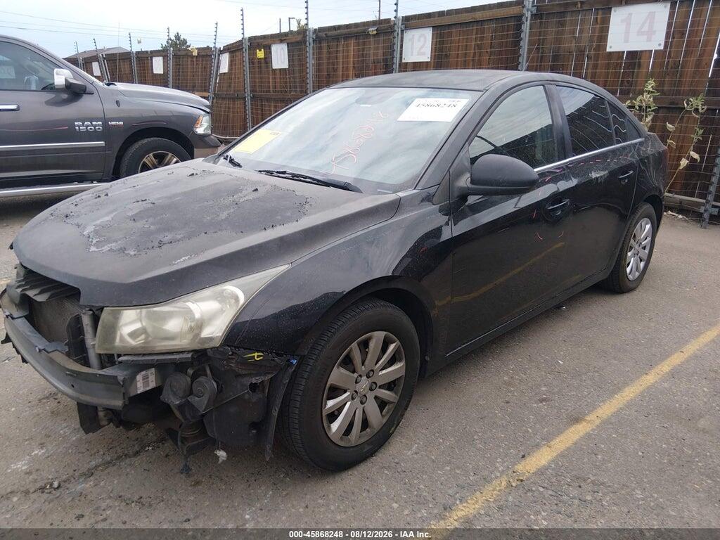 1G1PF5S97B7197953 2011 CHEVROLET CRUZE photo no. 2