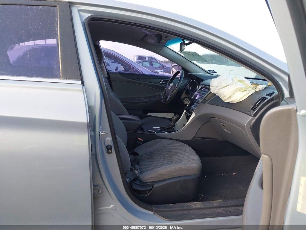 5NPEB4AC9BH024433 2011 HYUNDAI SONATA photo no. 5