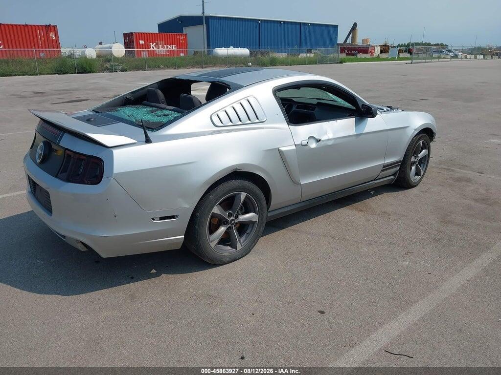 1ZVBP8CF1B5164329 2011 FORD MUSTANG photo no. 4