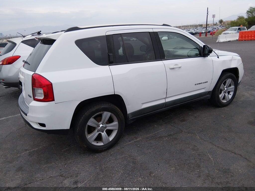 1J4NT1FB4BD264369 2011 JEEP COMPASS photo no. 4