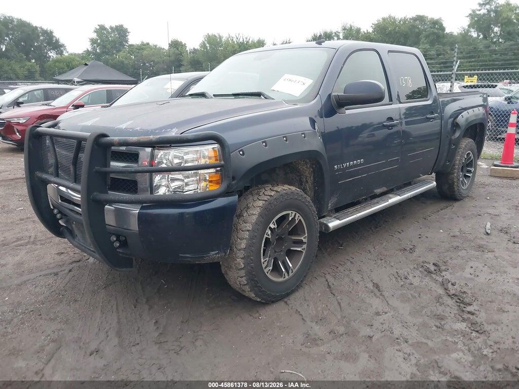 3GCPKSE37BG100103 2011 CHEVROLET SILVERADO 1500 photo no. 2
