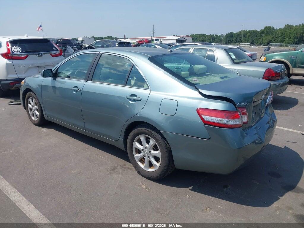 4T1BF3EK1BU680713 2011 TOYOTA CAMRY photo no. 3