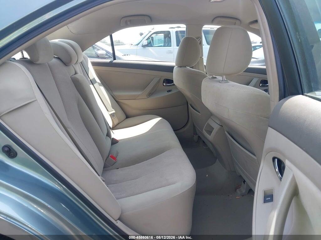 4T1BF3EK1BU680713 2011 TOYOTA CAMRY photo no. 8