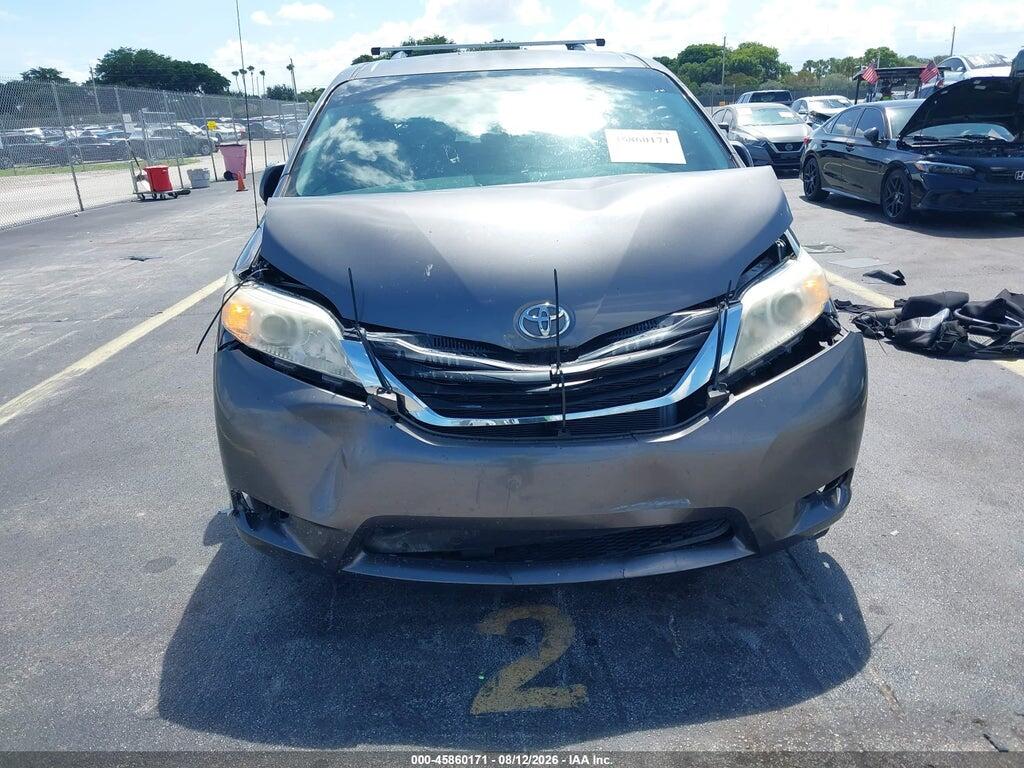 5TDKK3DCXBS118484 2011 TOYOTA SIENNA photo no. 12