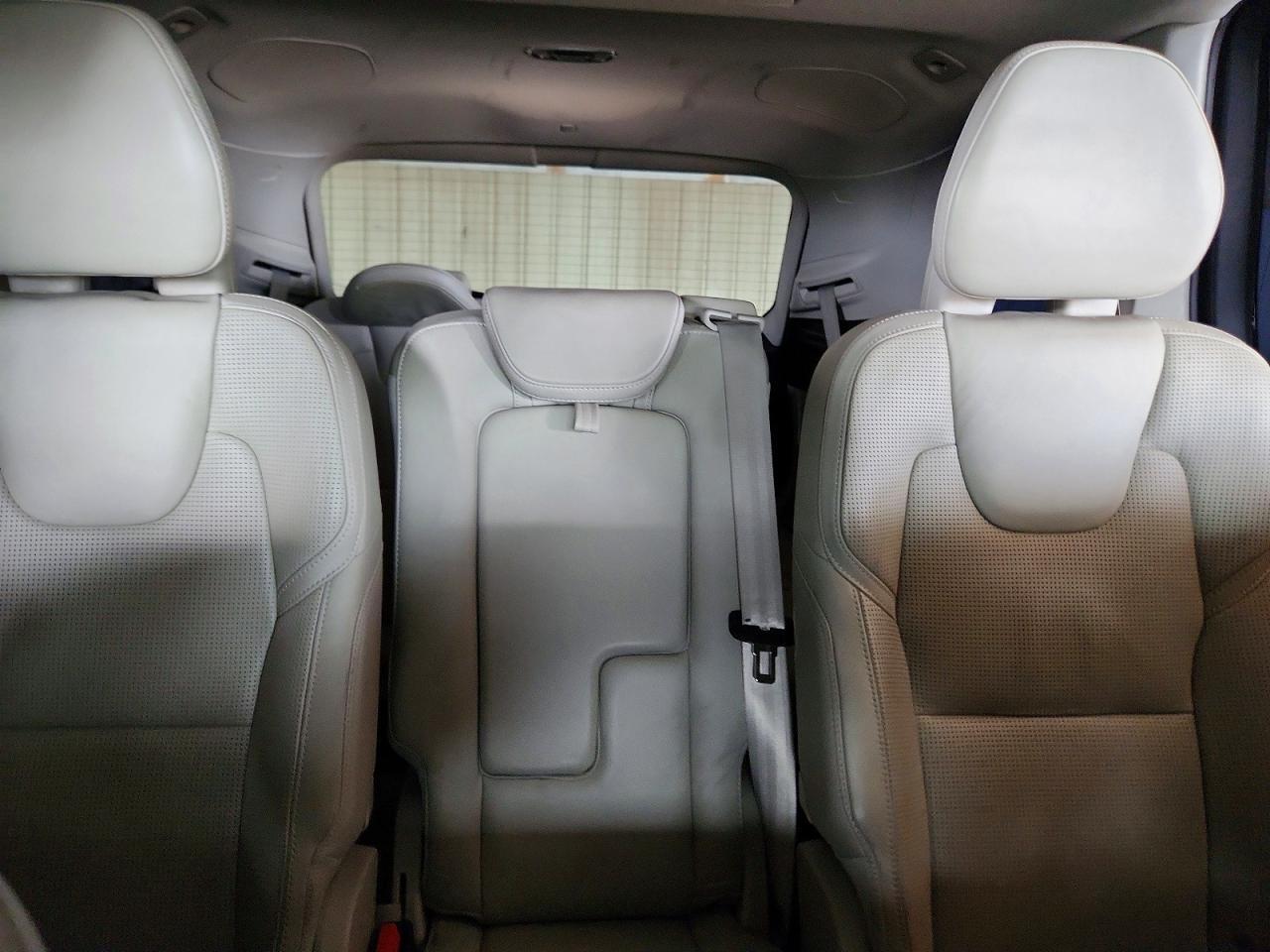 2016 VOLVO XC90 T8 — Фото 10 из 13