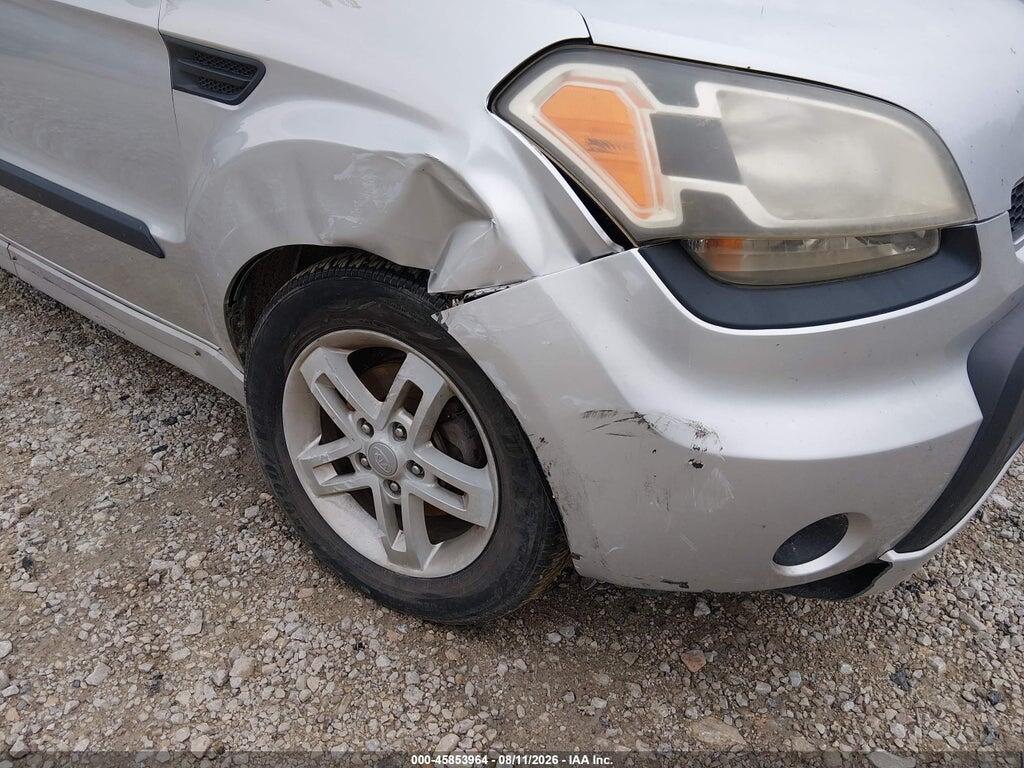 KNDJT2A20B7705611 2011 KIA SOUL photo no. 6
