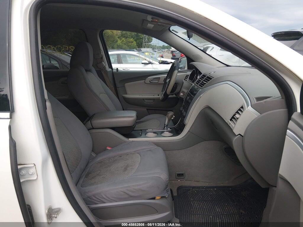 1GNKRGED1BJ340295 2011 CHEVROLET TRAVERSE photo no. 5