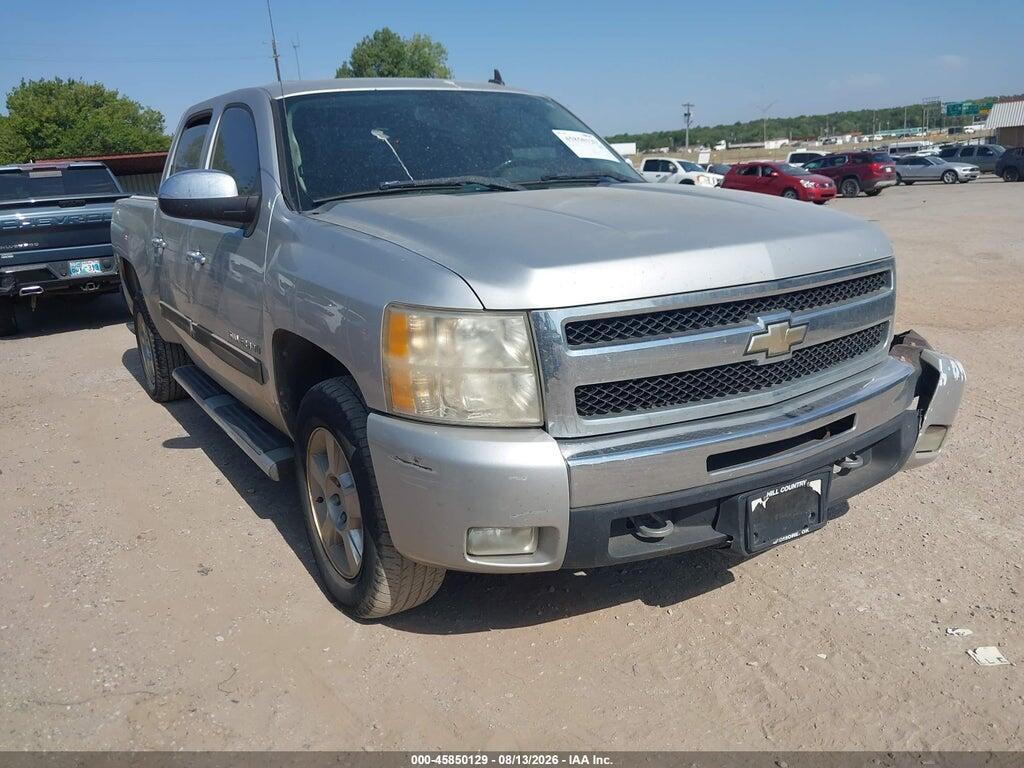 3GCPCSE08BG244732 2011 CHEVROLET SILVERADO 1500 photo no. 1