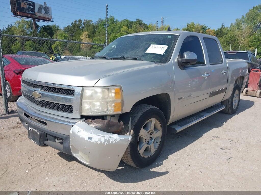 3GCPCSE08BG244732 2011 CHEVROLET SILVERADO 1500 photo no. 2