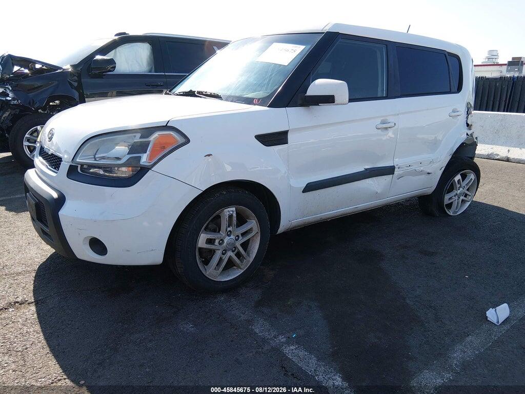 KNDJT2A21B7715466 2011 KIA SOUL photo no. 2