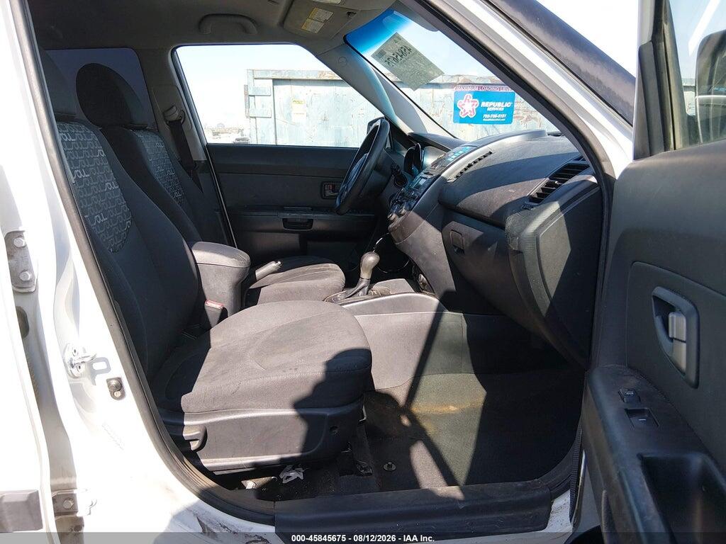 KNDJT2A21B7715466 2011 KIA SOUL photo no. 5