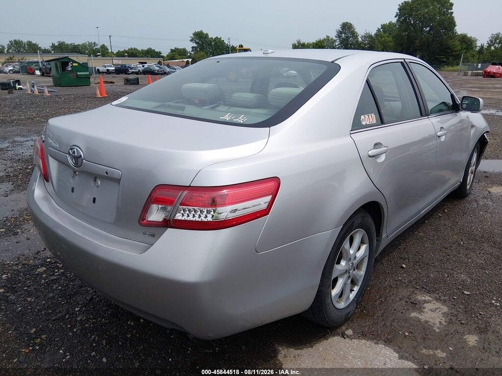 4T1BF3EK7BU737612 2011 TOYOTA CAMRY photo no. 4