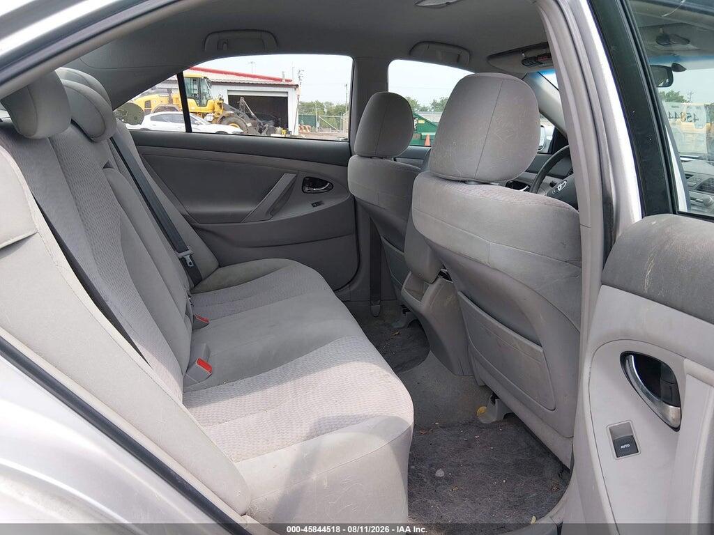 4T1BF3EK7BU737612 2011 TOYOTA CAMRY photo no. 8