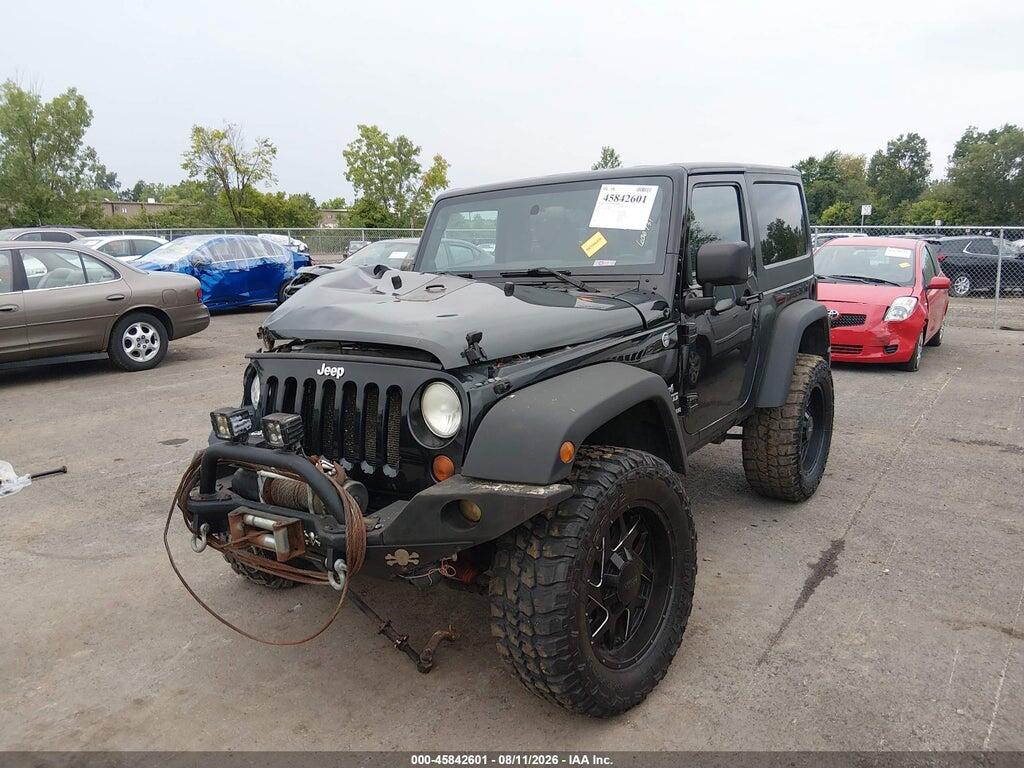 1J4AA2D18BL600731 2011 JEEP WRANGLER photo no. 2