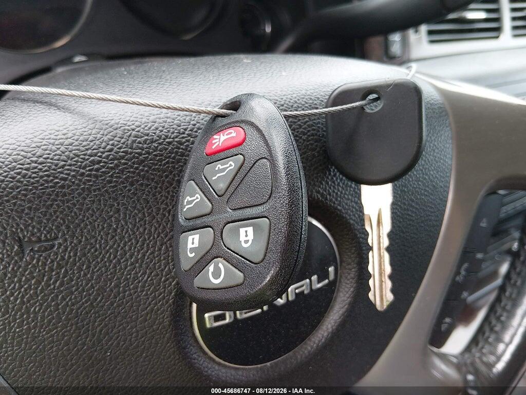 1GKS2MEF0BR380550 2011 GMC YUKON XL 1500 photo no. 11