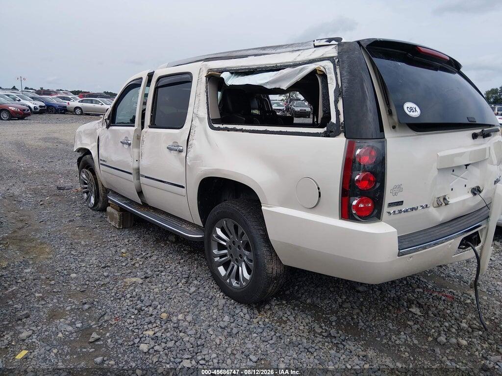 1GKS2MEF0BR380550 2011 GMC YUKON XL 1500 photo no. 3