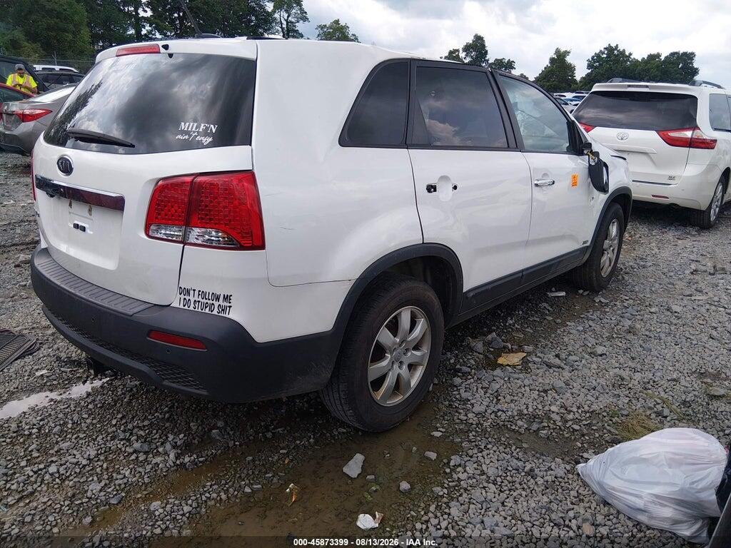 5XYKTCA64CG225606 2012 KIA SORENTO photo no. 4
