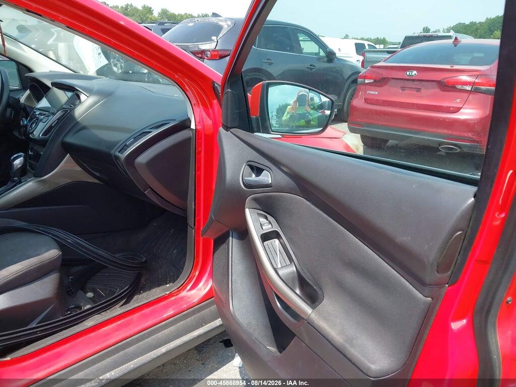 1FAHP3H20CL393612 2012 FORD FOCUS photo no. 5