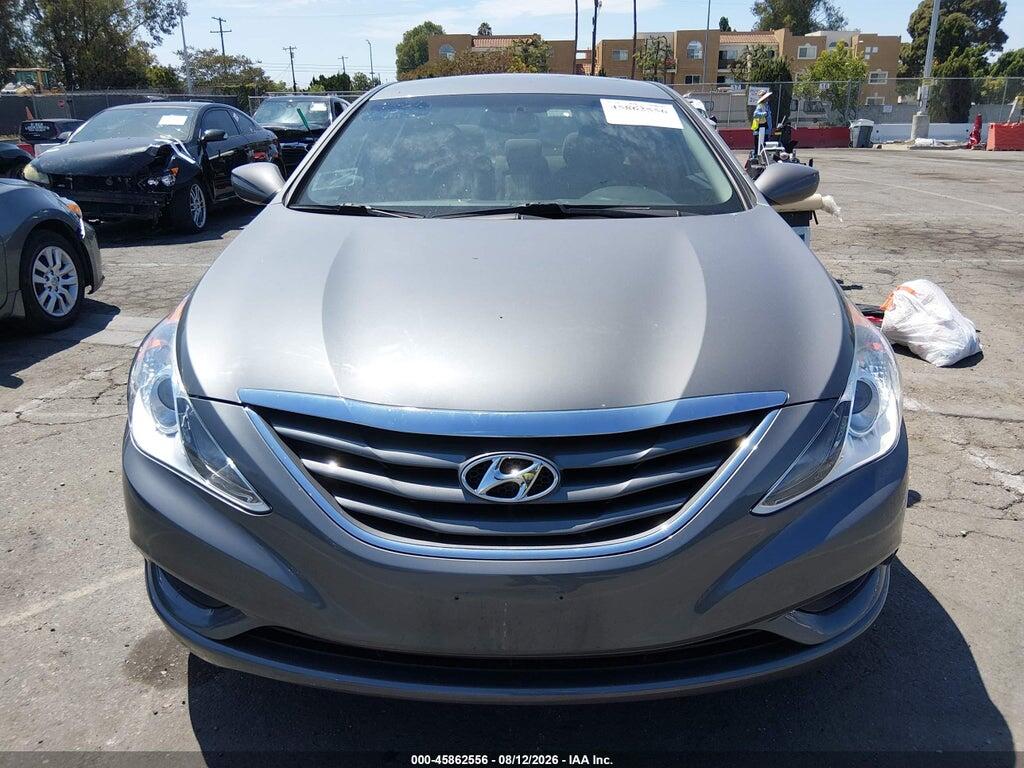 5NPEB4AC8CH423805 2012 HYUNDAI SONATA photo no. 11