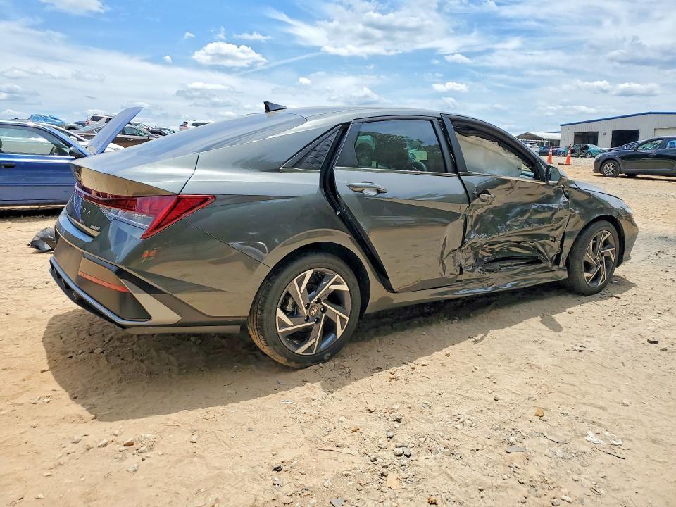 2026 HYUNDAI ELANTRA LIMITED — Фото 3 из 12