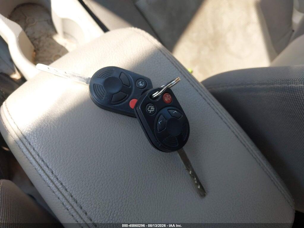 1FAHP3K23CL306519 2012 FORD FOCUS photo no. 11