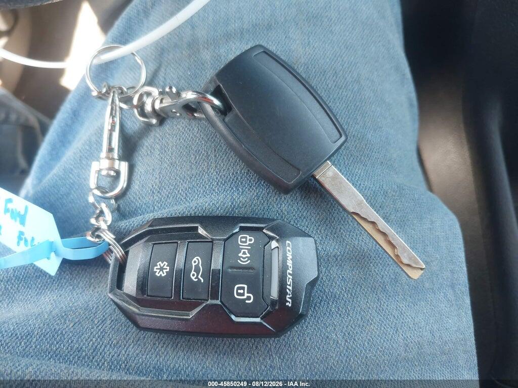 1FAHP3K28CL264736 2012 FORD FOCUS photo no. 11